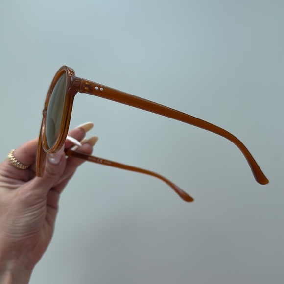 Brown Aviator Sunglasses main image 9